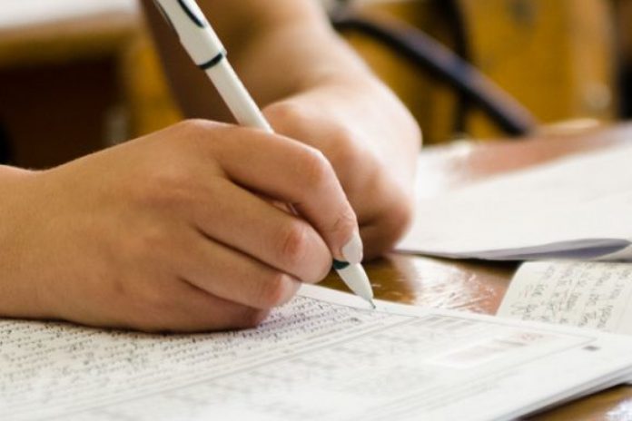 Випускники коледжів і ПТУ складатимуть ДПА у формі ЗНО Випускники коледжів і ПТУ складатимуть ДПА у формі ЗНО