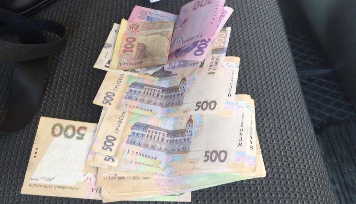 На Франківщині капітан за гроші пропонував закрити очі на розукомплектування військової техніки На Франківщині капітан за гроші пропонував закрити очі на розукомплектування військової техніки