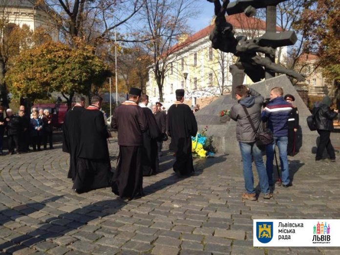У Львові вшанували жертв операції «Захід» У Львові вшанували жертв операції «Захід»