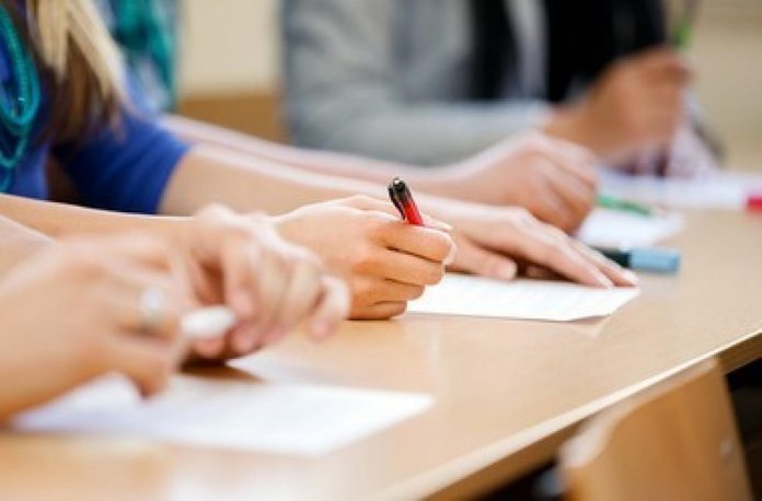 Випускні іспити у школах у 2018: особливості та правила Випускні іспити у школах у 2018: особливості та правила