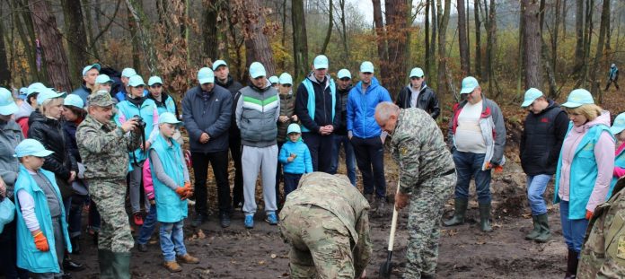 Львівській прокурори посадили… гектар дерев на Жовківщині Львівській прокурори посадили… гектар дерев на Жовківщині