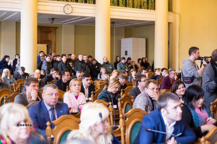 Від Садового вимагають провести незалежний аудит теплопостачальних підприємств Львова Від Садового вимагають провести незалежний аудит теплопостачальних підприємств Львова