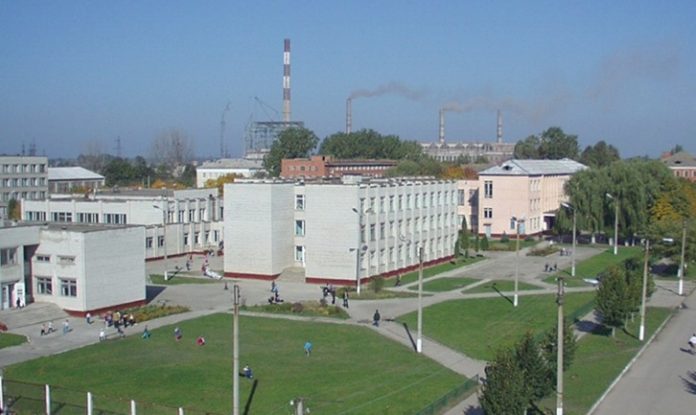 У Добротворі реконструюють школу та добудують критий басейн за 8,3 мільйона У Добротворі реконструюють школу та добудують критий басейн за 8,3 мільйона