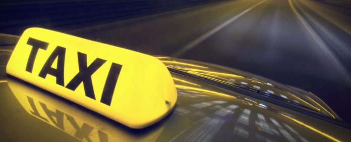 95 відсотків таксі в Україні працюють нелегально: в уряді знайшли вирішення 95 відсотків таксі в Україні працюють нелегально: в уряді знайшли вирішення