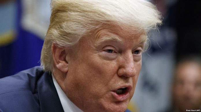 Трамп ініціює скасування лотереї грін-кард Трамп ініціює скасування лотереї грін-кард