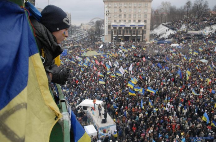 Українці сьогодні відзначають День Гідності та Свободи Українці сьогодні відзначають День Гідності та Свободи