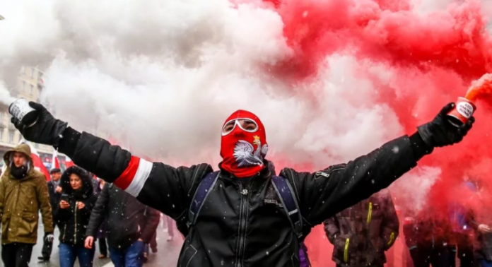 Чому польська влада дістала ляпаса в Євросоюзі. Політогляд тижня Чому польська влада дістала ляпаса в Євросоюзі. Політогляд тижня