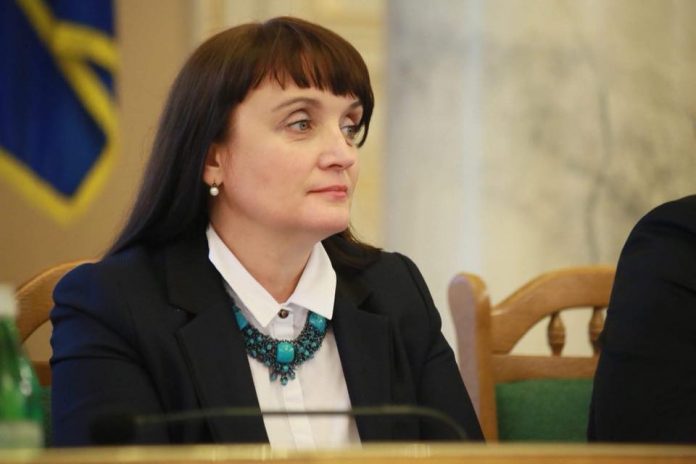 Суд визнав звільнення Дворянин з посади першого заступника голови ЛОР незаконним Суд визнав звільнення Дворянин з посади першого заступника голови ЛОР незаконним