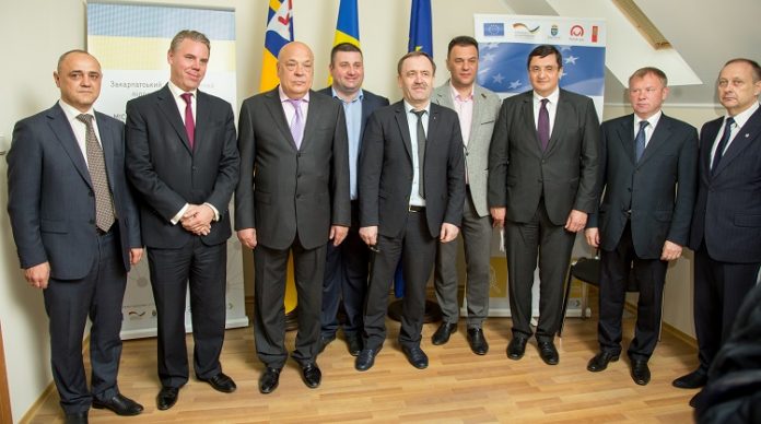 Іспит децентралізації. Чому на Закарпатті загальмувала найуспішніша реформа уряду Іспит децентралізації. Чому на Закарпатті загальмувала найуспішніша реформа уряду