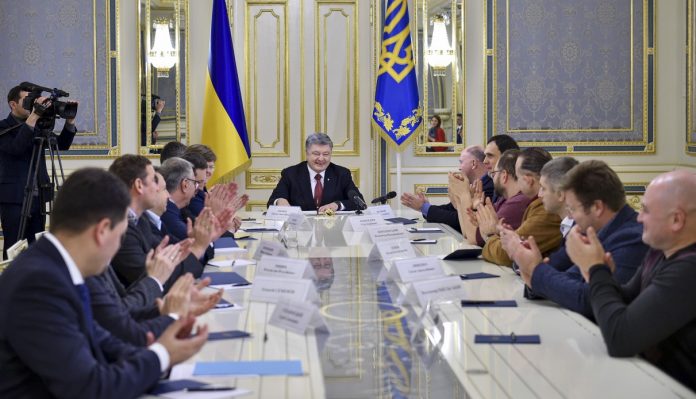 Порошенко підписав закон, що на 5 років звільняє вітчизняний кінематограф від сплати ПДВ Порошенко підписав закон, що на 5 років звільняє вітчизняний кінематограф від сплати ПДВ