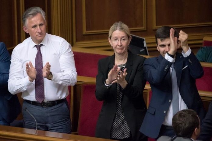 Парламент відхилив спробу скасувати медичну реформу Парламент відхилив спробу скасувати медичну реформу