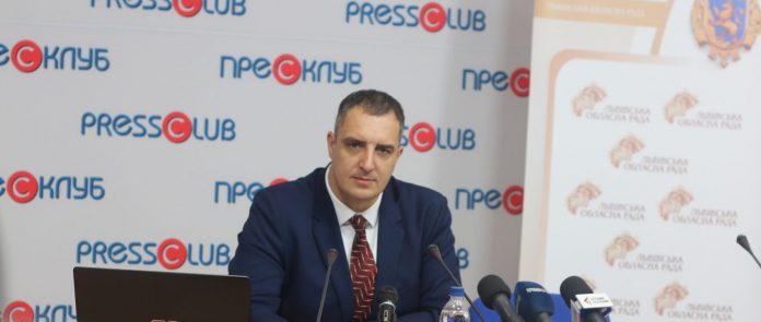 Ганущин обіцяє, що проблема з пологовими будинками на Львівщині буде вирішена Ганущин обіцяє, що проблема з пологовими будинками на Львівщині буде вирішена