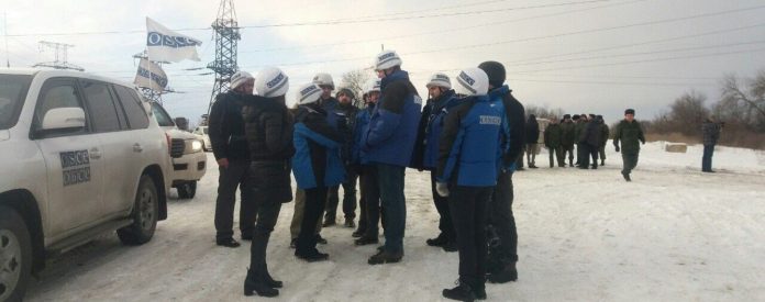 «Вітався з бойовиками як із рідними». Геращенко наполягає на зменшенні кількості росіян у Місії ОБСЄ «Вітався з бойовиками як із рідними». Геращенко наполягає на зменшенні кількості росіян у Місії ОБСЄ