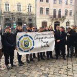До Дня студента львівських левів вдягли у мантії (фоторепортаж) - 10
