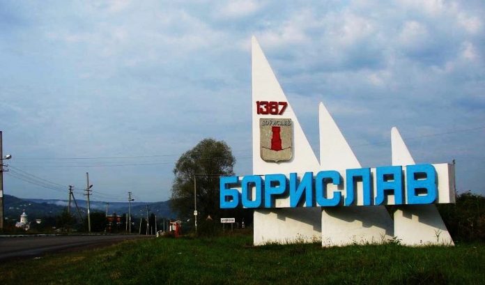 Уряд виділив гроші на відновлення моста у Бориславі, який був зруйнований 9 років тому Уряд виділив гроші на відновлення моста у Бориславі, який був зруйнований 9 років тому
