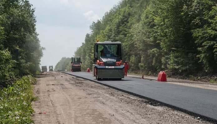 Ремонт дороги Львів-Тернопіль планують завершити цього року Ремонт дороги Львів-Тернопіль планують завершити цього року