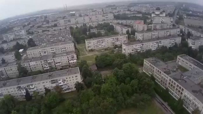 Через прорив магістральної труби у Червонограді без газу залишилися 60 п’ятиповерхівок Через прорив магістральної труби у Червонограді без газу залишилися 60 п’ятиповерхівок