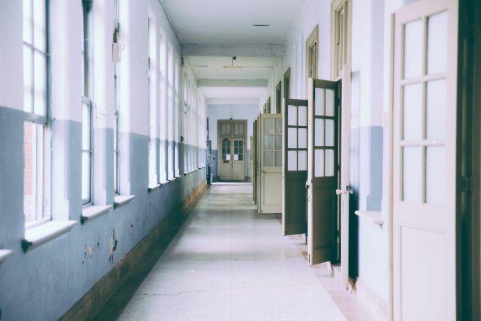 У навчальному закладі Винник помер 16-річний хлопець У навчальному закладі Винник помер 16-річний хлопець