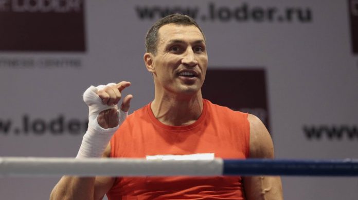 Володимир Кличко вперше вийшов на ринг після заяви про завершення кар’єри Володимир Кличко вперше вийшов на ринг після заяви про завершення кар’єри