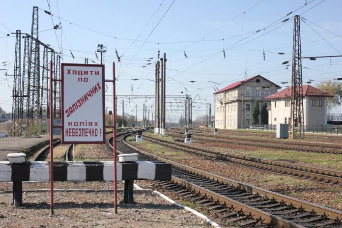 З початку року на Львівській залізниці загинули 43 особи З початку року на Львівській залізниці загинули 43 особи