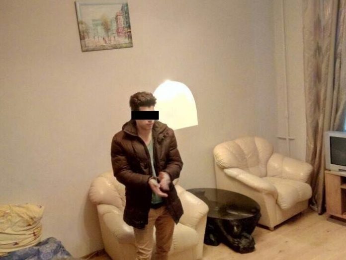 У «Борисполі» затримали сутенера, який віз українок до Німеччини на роботу до борделів У «Борисполі» затримали сутенера, який віз українок до Німеччини на роботу до борделів