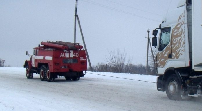 Що робити, якщо ваш автомобіль замело у дорозі Що робити, якщо ваш автомобіль замело у дорозі
