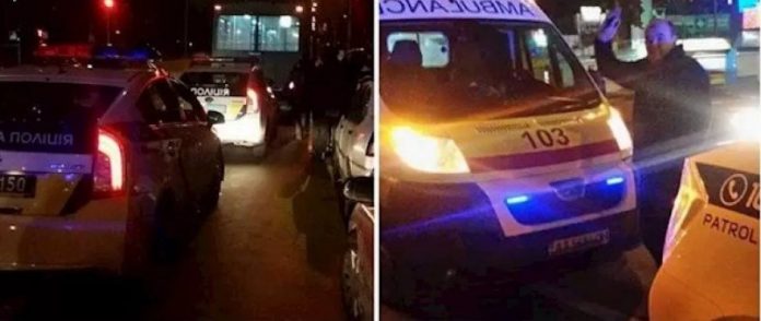 На Троєщині в Києві п’яні псевдокондуктори побилися з п’яними пасажирами в тролейбусі (фото) На Троєщині в Києві п’яні псевдокондуктори побилися з п’яними пасажирами в тролейбусі (фото)
