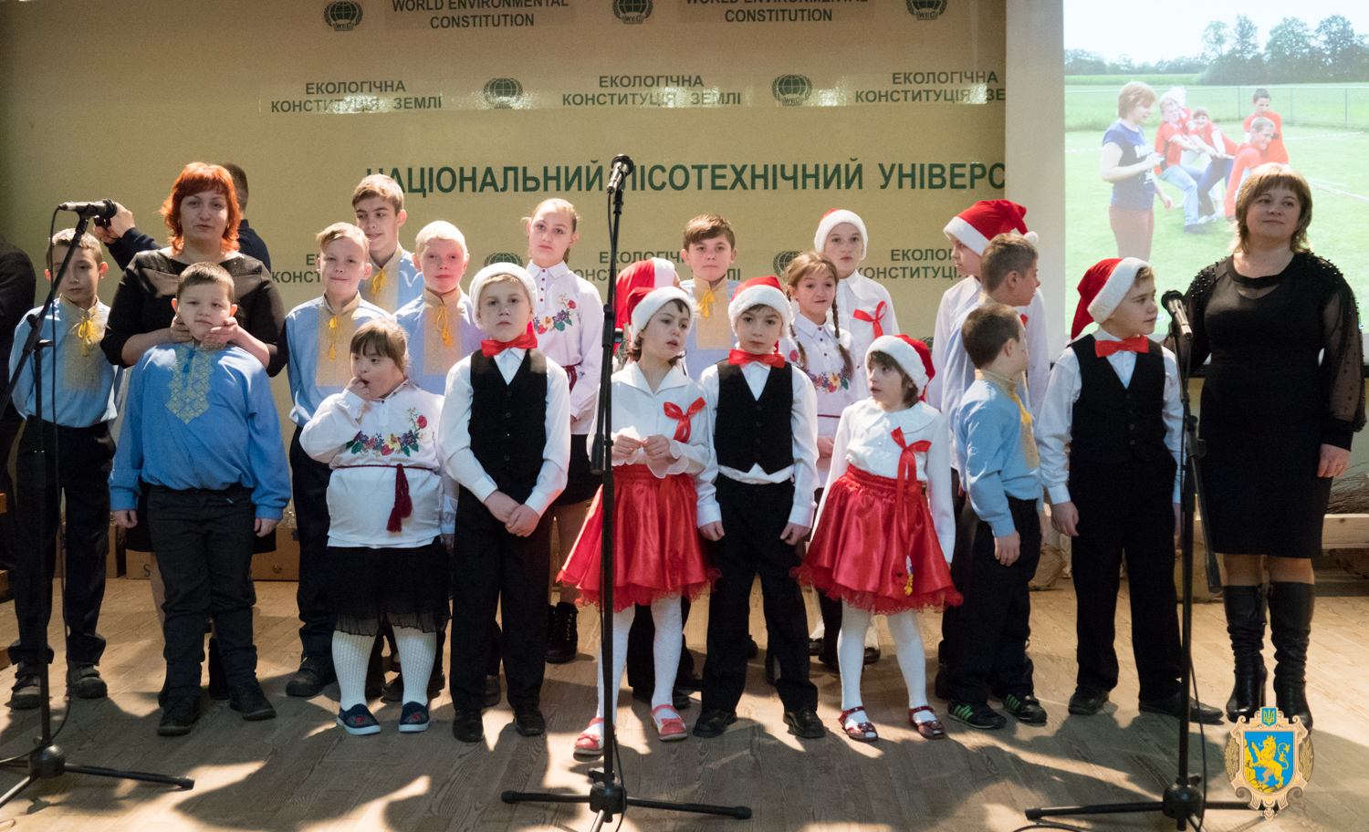 На благодійному аукціоні у Львові зібрали 89 тисяч гривень для вихованців інтернату