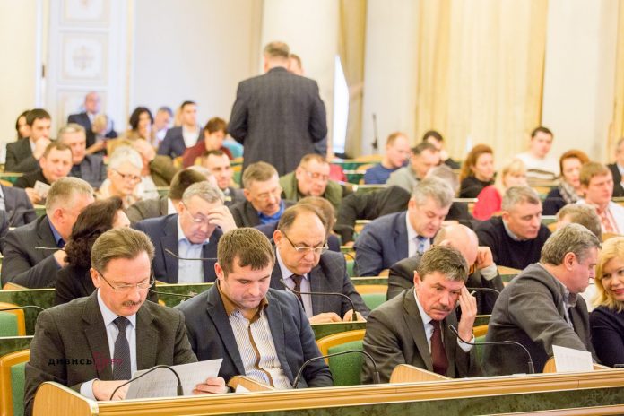 У 2018 році на Львівщині реалізовуватимуть 31 програму за 1,3 мільярда гривень У 2018 році на Львівщині реалізовуватимуть 31 програму за 1,3 мільярда гривень