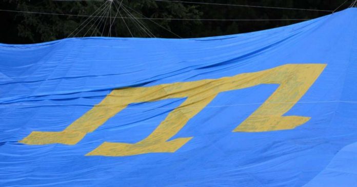 У Криму окупанти судять 76 татар одночасно У Криму окупанти судять 76 татар одночасно