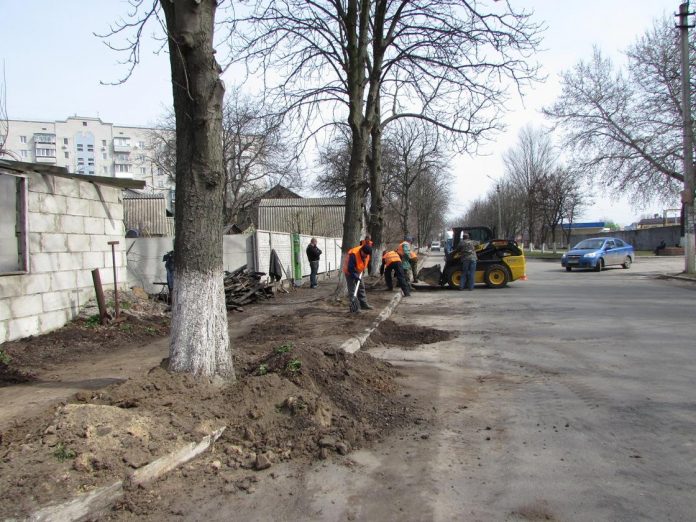 Виконком ЛМР погодив виділення коштів для благоустрою двох районів Виконком ЛМР погодив виділення коштів для благоустрою двох районів