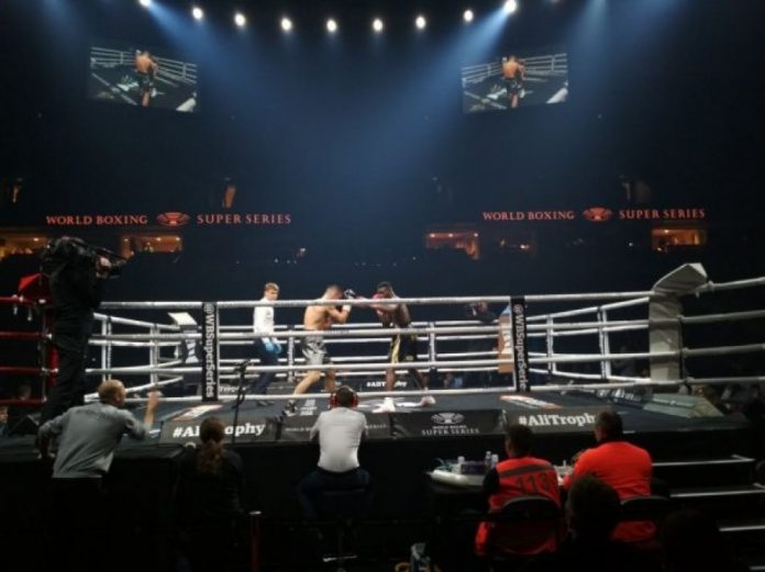 Український боксер Усик переміг Брієдіса у бою за титули чемпіона світу WBO та WBC Український боксер Усик переміг Брієдіса у бою за титули чемпіона світу WBO та WBC