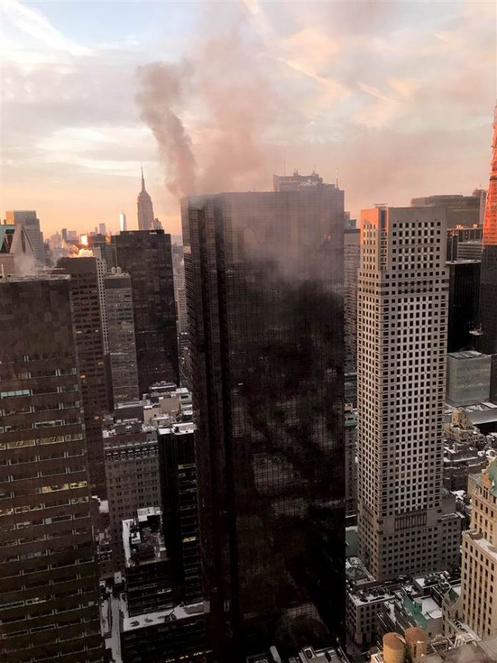 У Trump Tower сталася пожежа: є постраждалі У Trump Tower сталася пожежа: є постраждалі