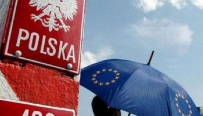 З Польщі видворять понад 60 незаконно працевлаштованих українців З Польщі видворять понад 60 незаконно працевлаштованих українців