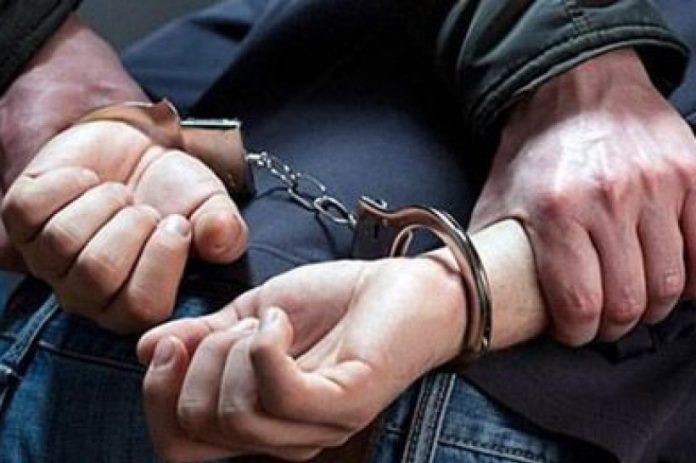 Правоохоронці затримали наркодилерів, які збували психотропні речовини у Львові Правоохоронці затримали наркодилерів, які збували психотропні речовини у Львові