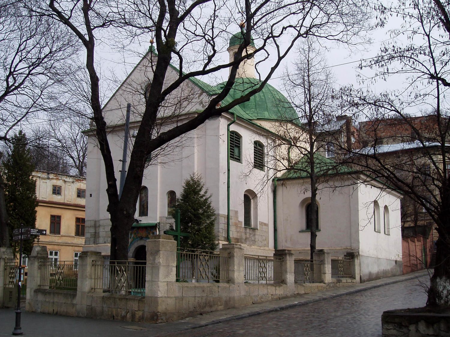 Church_of_Saint_Nicholas,_Lviv,_Khmelnytskoho_Street_(01)