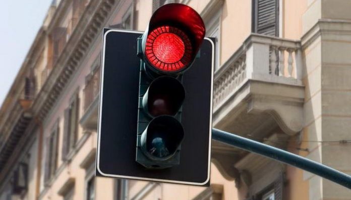 «Львівавтодор» звернувся із проханням до поліції не вимикати світлофори через візит Президента «Львівавтодор» звернувся із проханням до поліції не вимикати світлофори через візит Президента