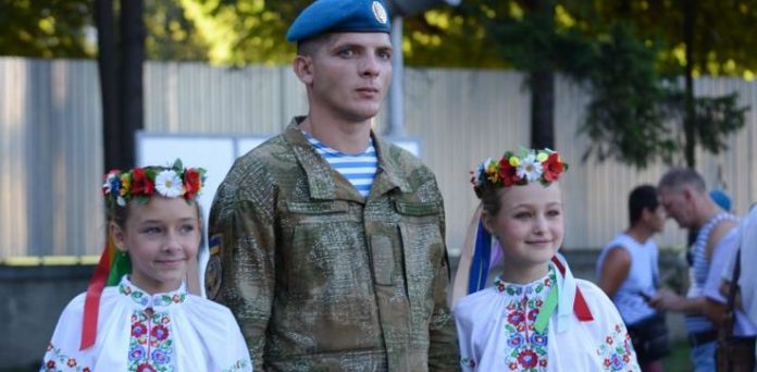 У 2017 ЛМР скерувала на соцпідтримку бійців АТО та їх рідних понад 107 мільйонів гривень У 2017 ЛМР скерувала на соцпідтримку бійців АТО та їх рідних понад 107 мільйонів гривень