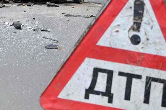 У Львові зіткнулися маршрутка та мікроавтобус, є постраждалі (фото) У Львові зіткнулися маршрутка та мікроавтобус, є постраждалі (фото)