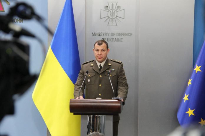 Армія закупила майже 200 тисяч польових харчових наборів із саморозігрівом Армія закупила майже 200 тисяч польових харчових наборів із саморозігрівом