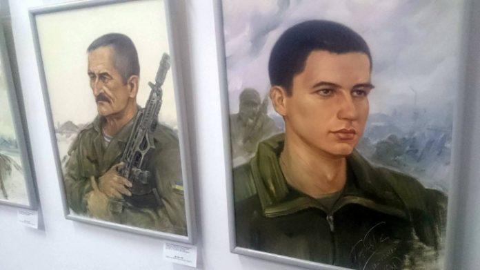 Сьогодні у Львові відбудеться виставка «Портрети добровольців на війні» Сьогодні у Львові відбудеться виставка «Портрети добровольців на війні»