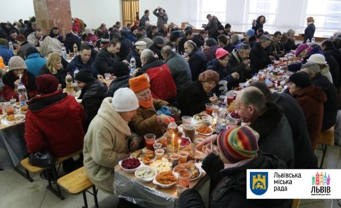 Спільнота взаємодопомоги «Оселя» організувала для потребуючих Святвечір Спільнота взаємодопомоги «Оселя» організувала для потребуючих Святвечір