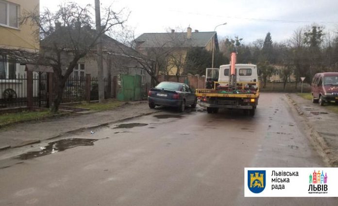 Де у Львові заборонена зупинка транспортних засобів Де у Львові заборонена зупинка транспортних засобів
