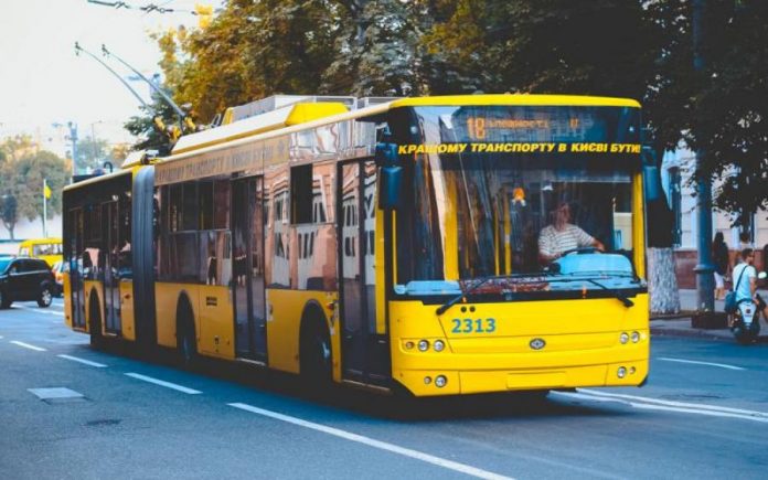 Станом на ранок в місті курсує 455 одиниць громадського транспорту Станом на ранок в місті курсує 455 одиниць громадського транспорту