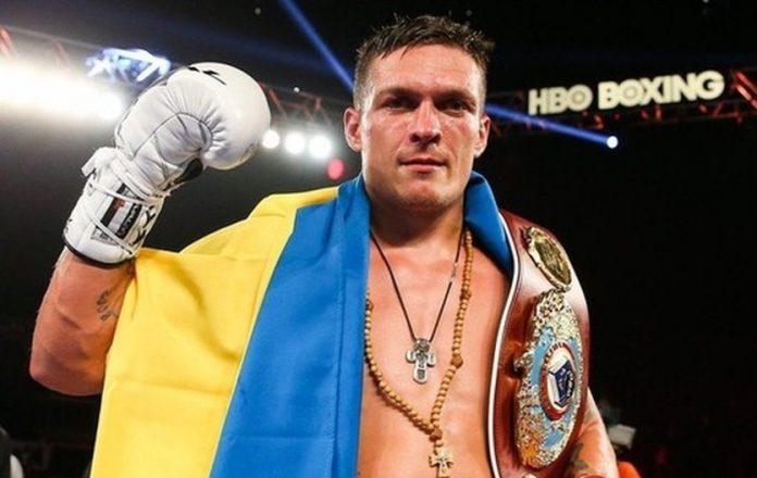 Олександр Усик визнаний кращим боксером 2018 року за версією BoxingScene Олександр Усик визнаний кращим боксером 2018 року за версією BoxingScene