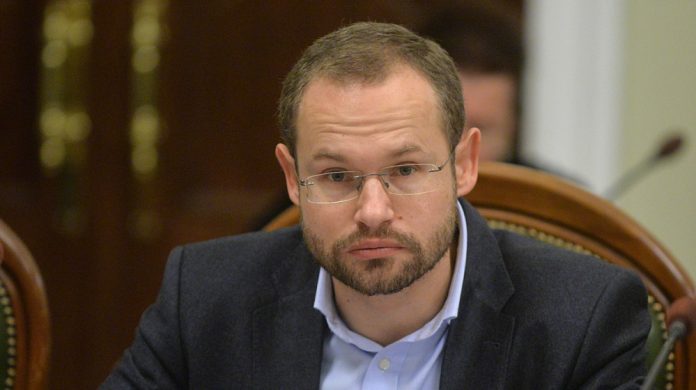Нардепа Пинзеника суд зобов’язав спростувати неправду про ЦПК Нардепа Пинзеника суд зобов’язав спростувати неправду про ЦПК