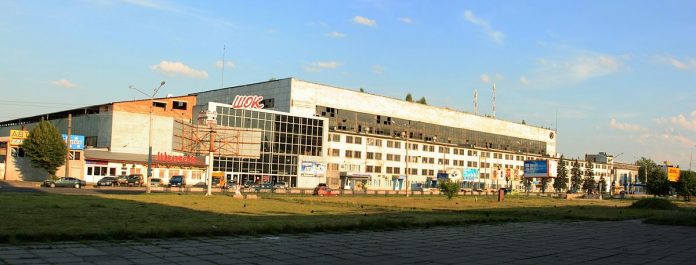 Львівські депутати можуть сьогодні розглянути питання щодо боргів ЛАЗу Львівські депутати можуть сьогодні розглянути питання щодо боргів ЛАЗу
