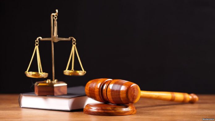 Суд поновив на посаді екс-начальника Держекоінспекції Львівщини Романа Дасюка Суд поновив на посаді екс-начальника Держекоінспекції Львівщини Романа Дасюка