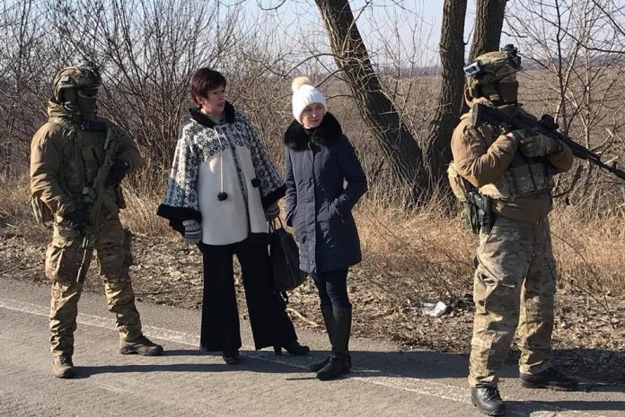 Сьогодні з в’язниць на території окупованої Донеччини забрали 20 людей Сьогодні з в’язниць на території окупованої Донеччини забрали 20 людей