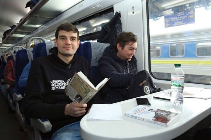 В поїздах «Інтерсіті» почали продавати книги В поїздах «Інтерсіті» почали продавати книги